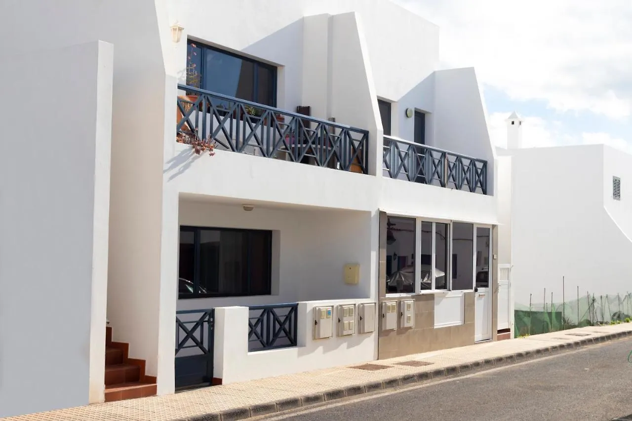 Famara Sunshine Apartment La Caleta