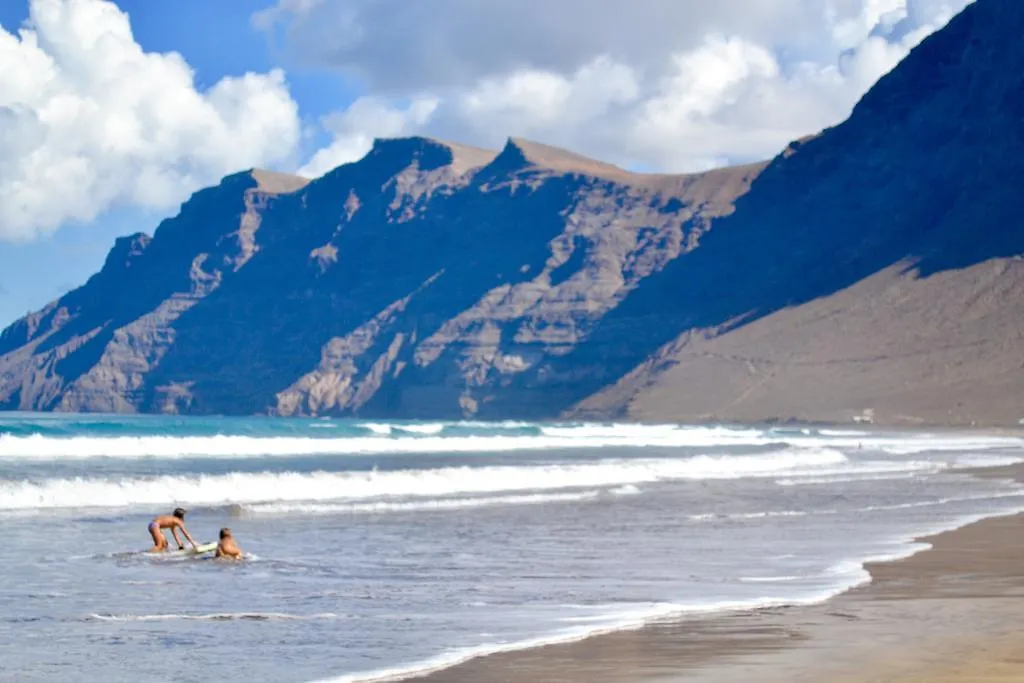Famara Sunshine Apartment La Caleta
